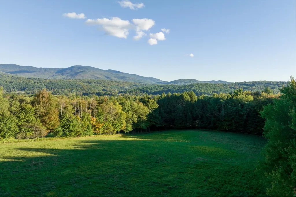1025 Weeks Hill Road Stowe VT 05672