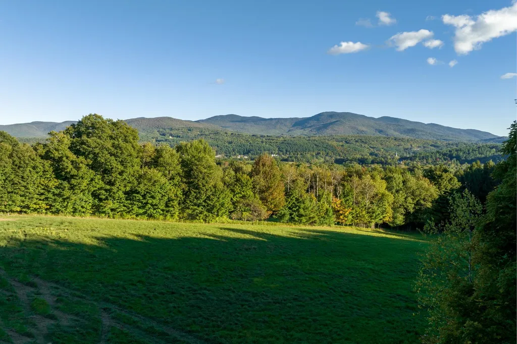 1025 Weeks Hill Road Stowe VT 05672