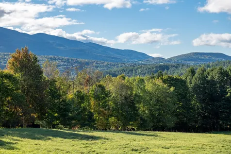 1025 Weeks Hill Road Stowe VT 05672