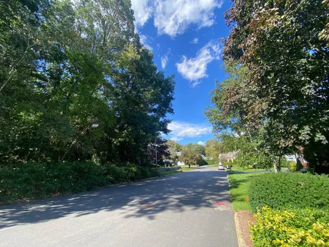 335 Ledgewood Road Manchester NH 03104