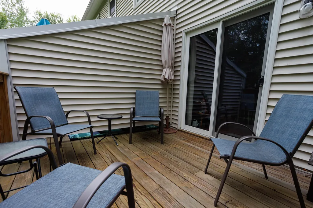 60 Woodlins Circle Colchester VT 05446