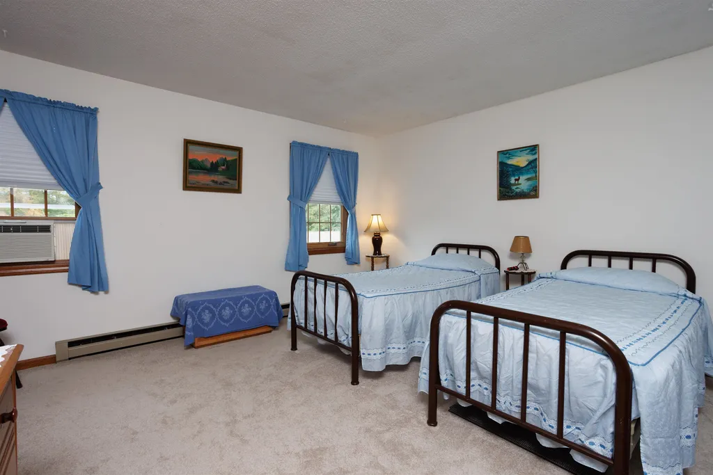 60 Woodlins Circle Colchester VT 05446