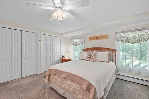 17 Red Oak Drive Gilford NH 03249