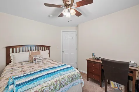 17 Red Oak Drive Gilford NH 03249