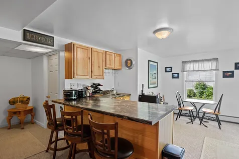 17 Red Oak Drive Gilford NH 03249