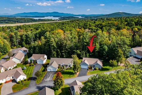 17 Red Oak Drive Gilford NH 03249