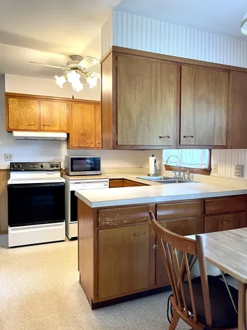 4 Spring Street Whitefield NH 03598