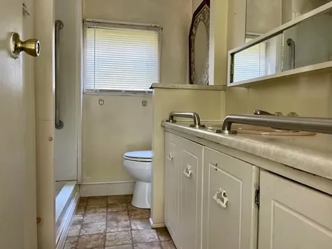 8 Williams Street Sandown NH 03873