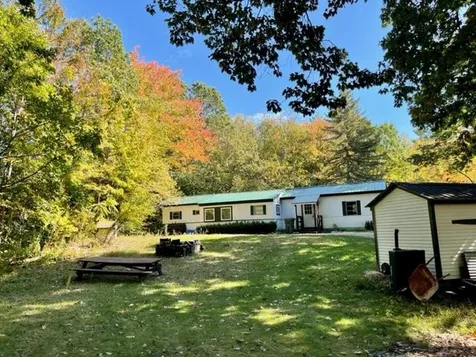 8 Williams Street Sandown NH 03873