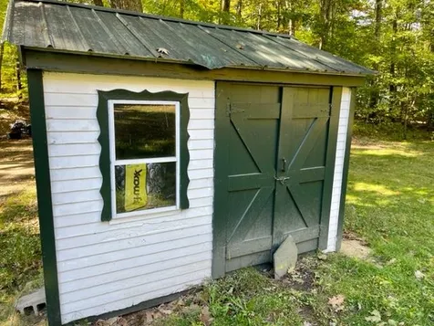 8 Williams Street Sandown NH 03873