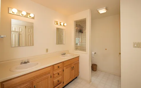 25 Granite Circle Hampstead NH 03841