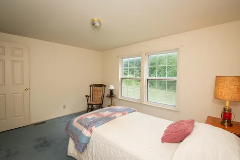 25 Granite Circle Hampstead NH 03841