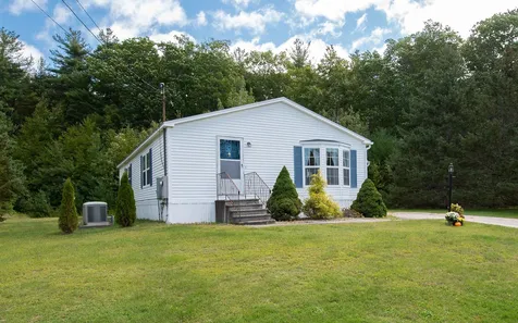 25 Granite Circle Hampstead NH 03841