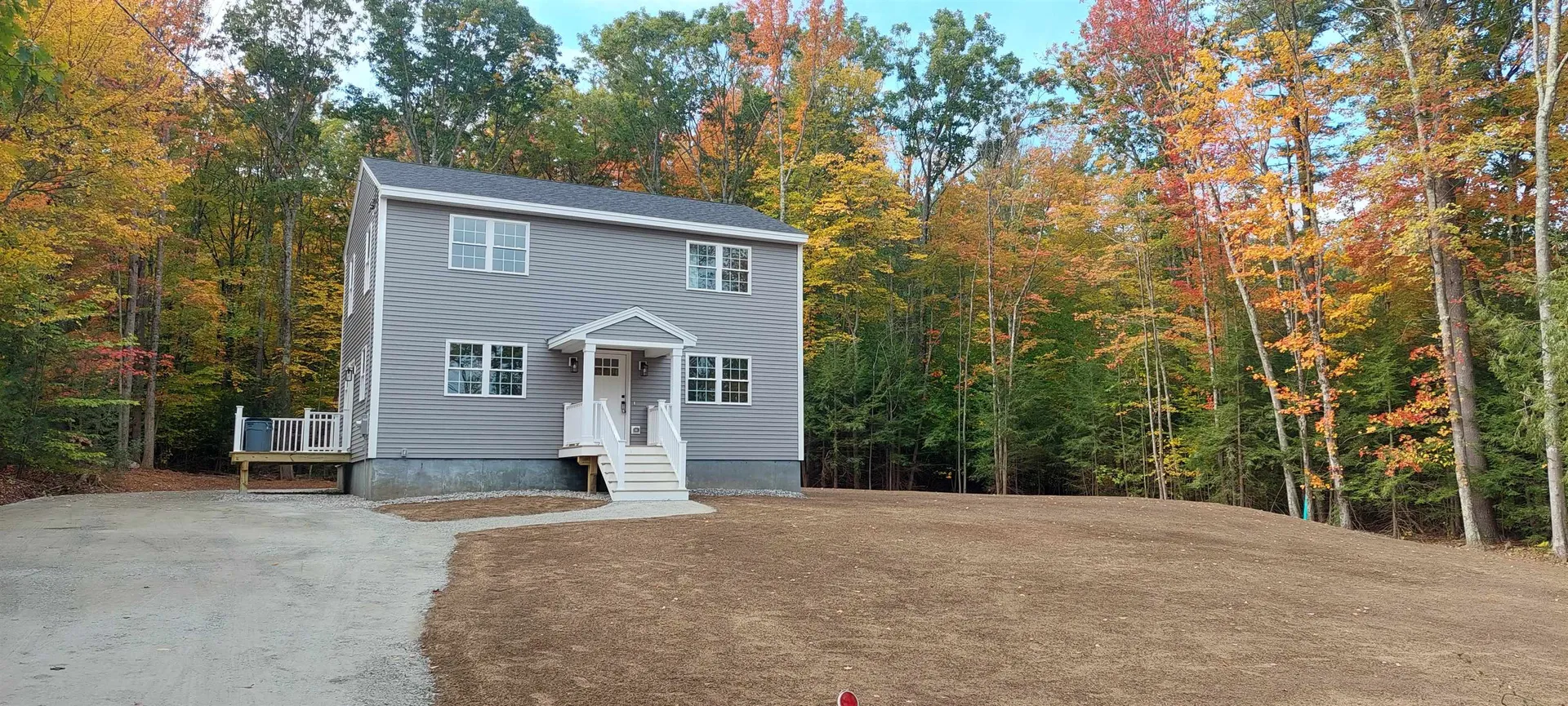 26 Merrick Road Raymond NH 03077