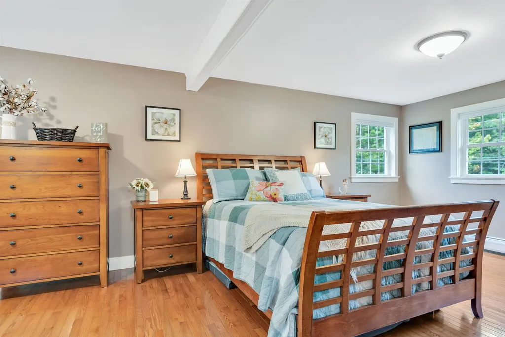 55 Jennifer Lane Hartford VT 05001