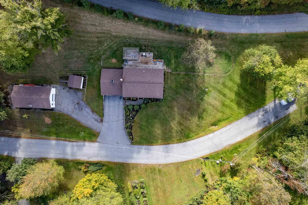 55 Jennifer Lane Hartford VT 05001