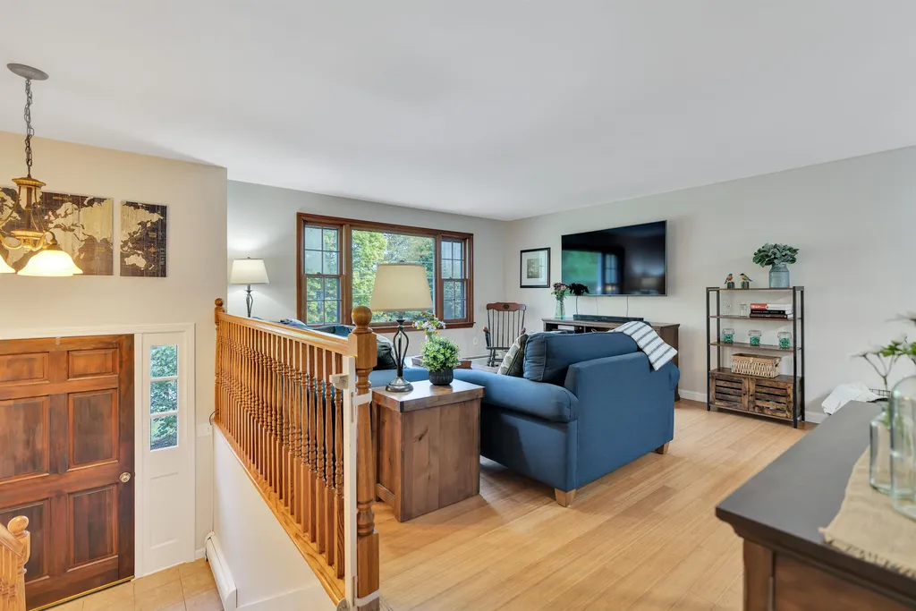 55 Jennifer Lane Hartford VT 05001