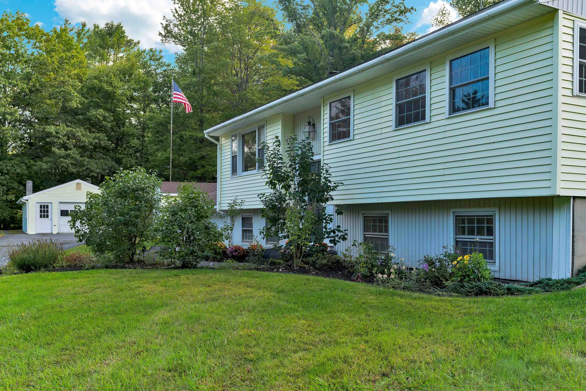 55 Jennifer Lane Hartford VT 05001