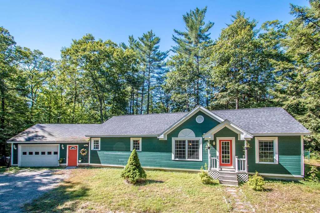 6 The Spur Road Eaton NH 03849