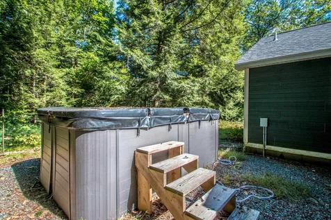 6 The Spur Road Eaton NH 03849