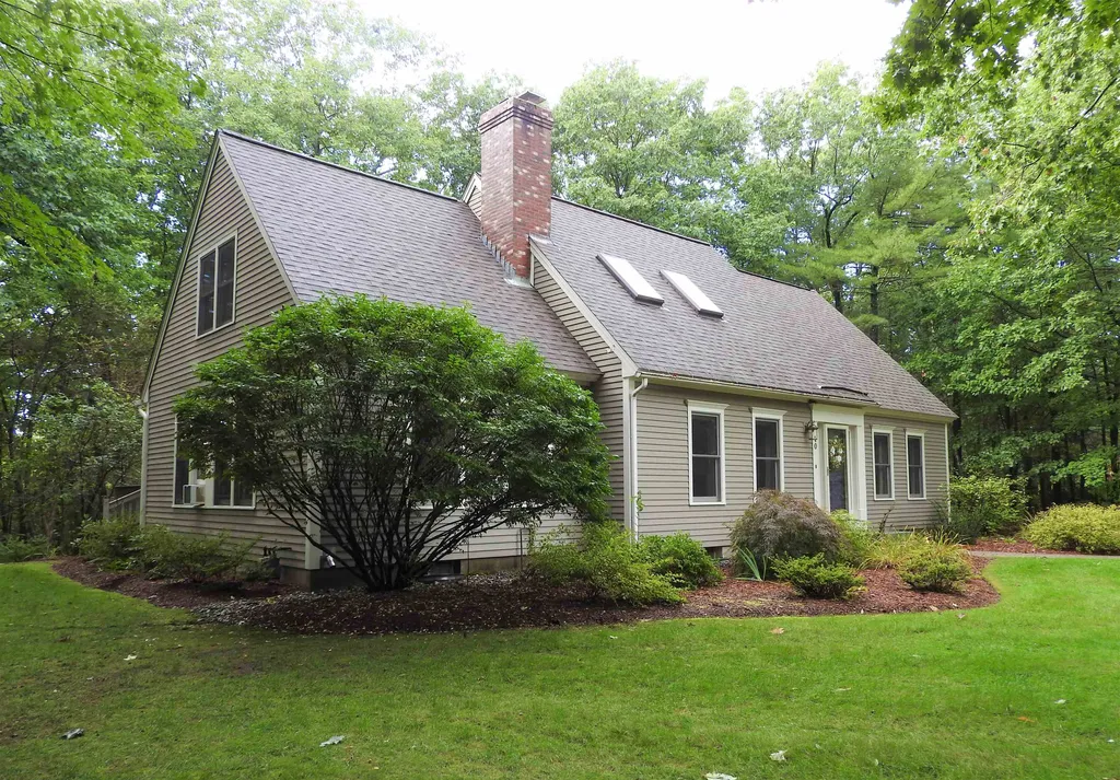 40 Dwinell Drive Concord NH 03301