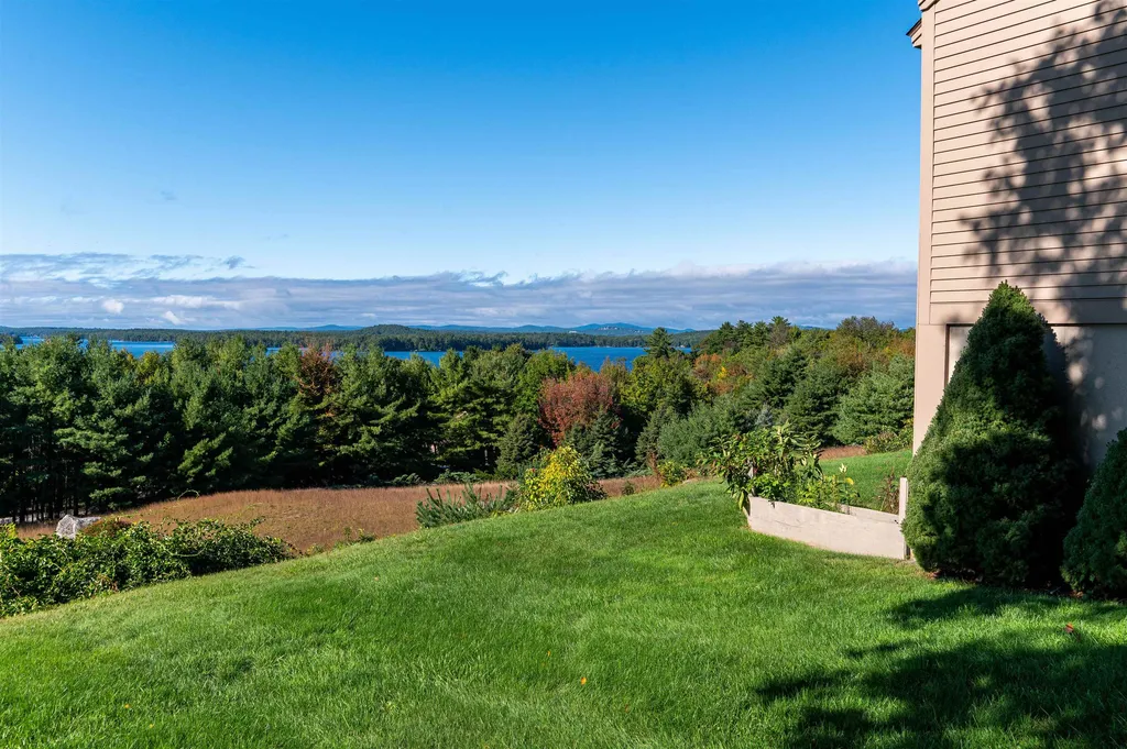 26 Topside Road Moultonborough NH 03254