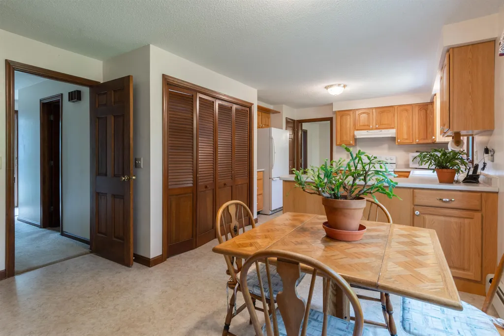 466 Coral Avenue Manchester NH 03104