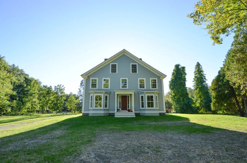 310 Exeter Road Hampton Falls NH 03844