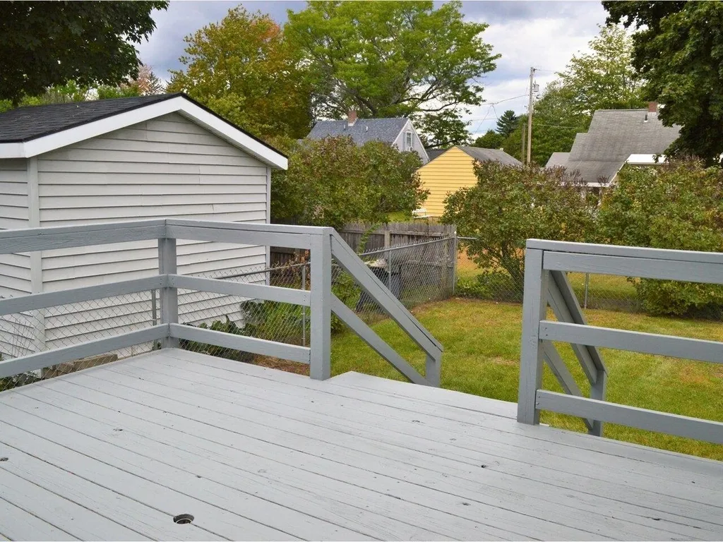 36 Turf Road Burlington VT 05408