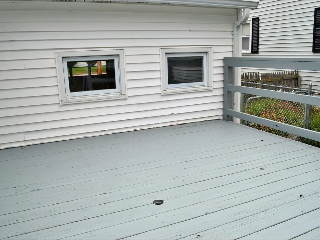 36 Turf Road Burlington VT 05408