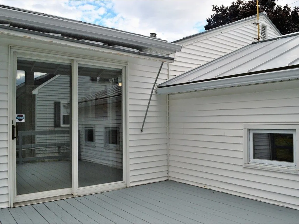 36 Turf Road Burlington VT 05408