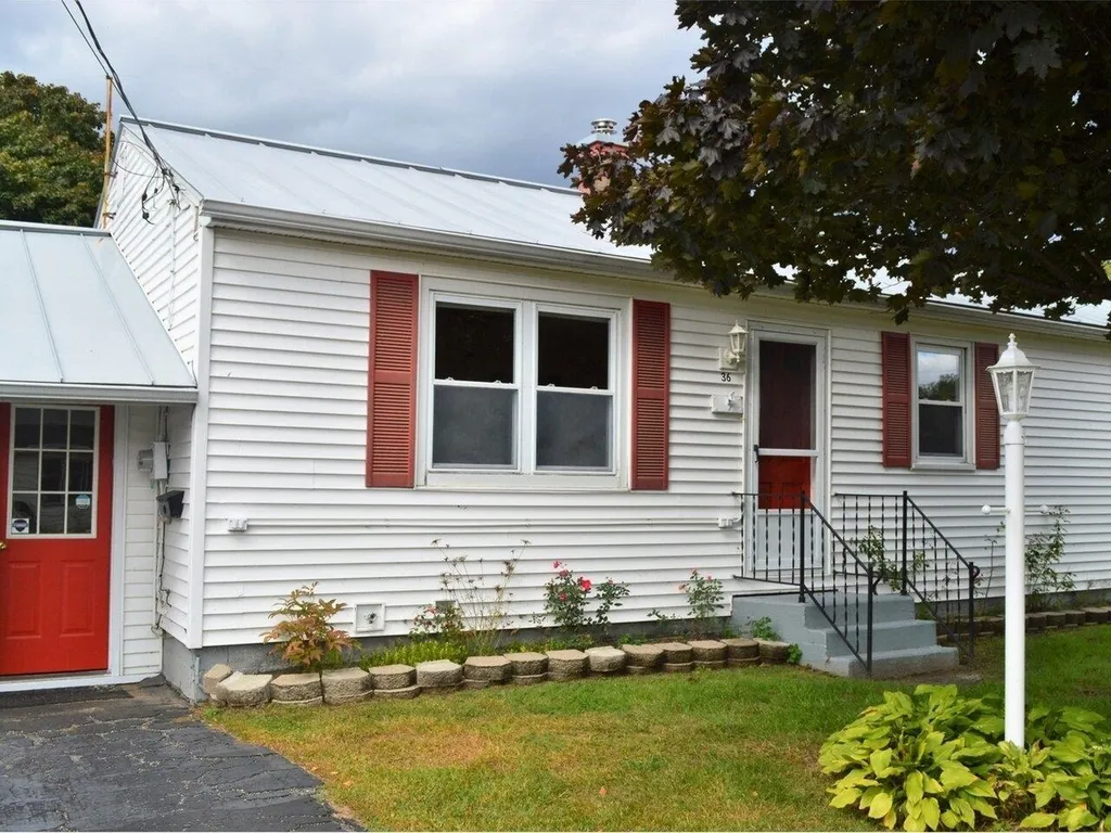 36 Turf Road Burlington VT 05408