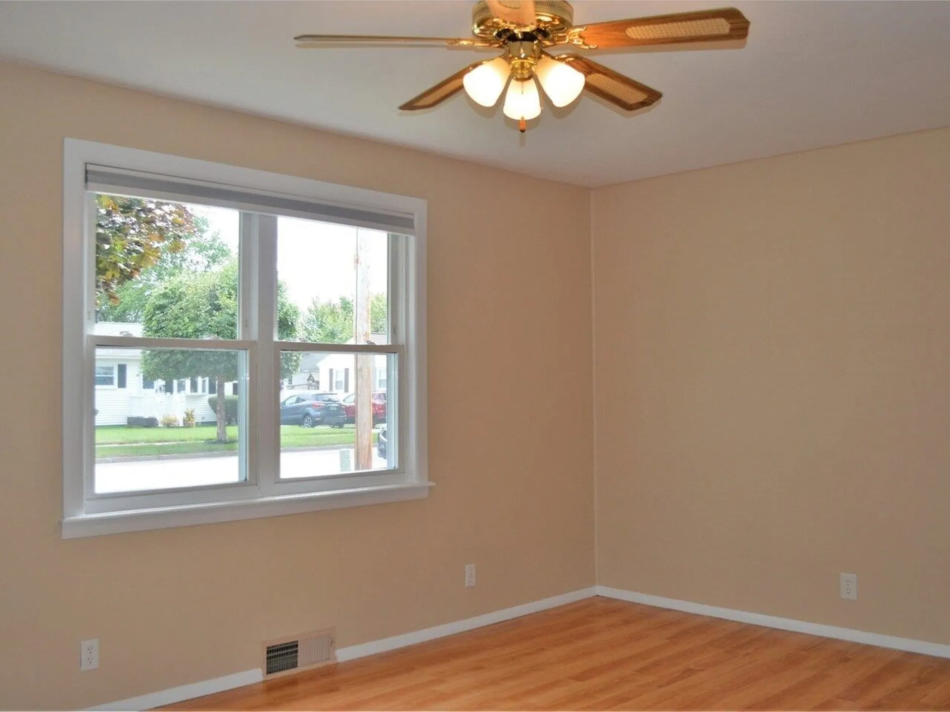 36 Turf Road Burlington VT 05408