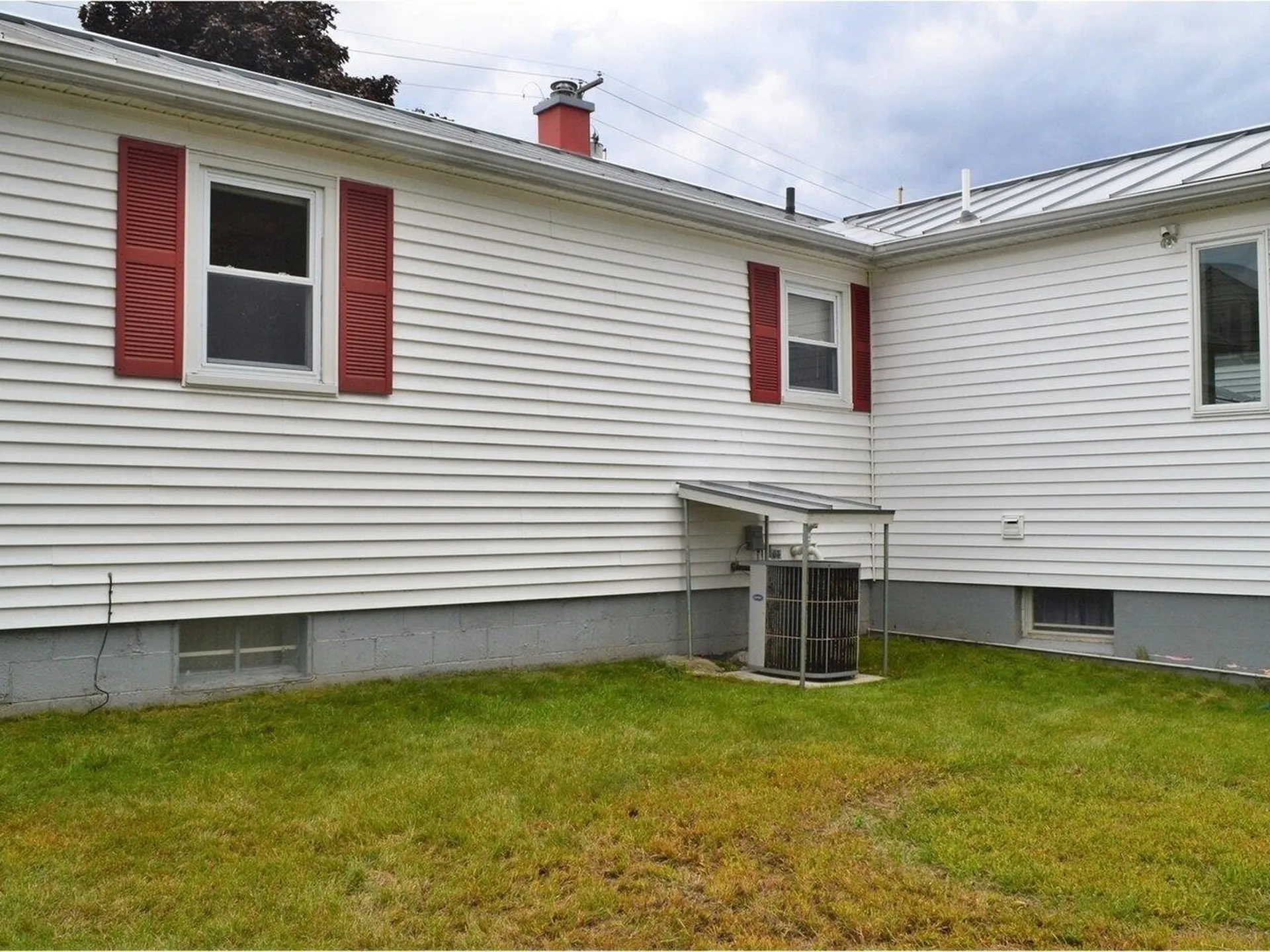 36 Turf Road Burlington VT 05408