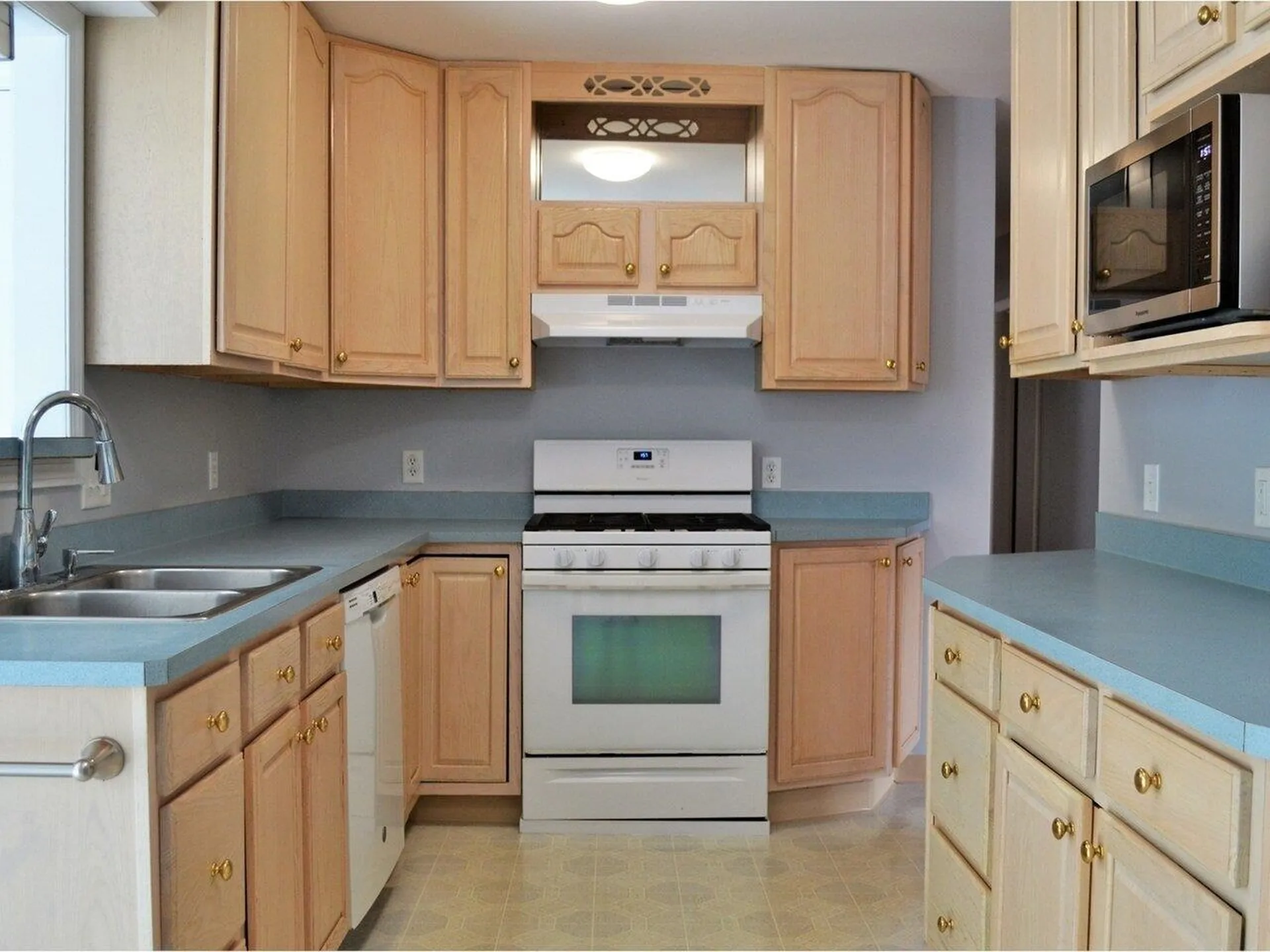 36 Turf Road Burlington VT 05408