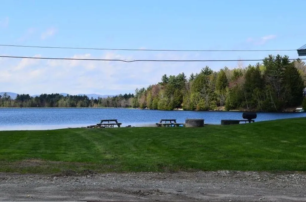 Pawtuckaway Road Haverhill NH 03765