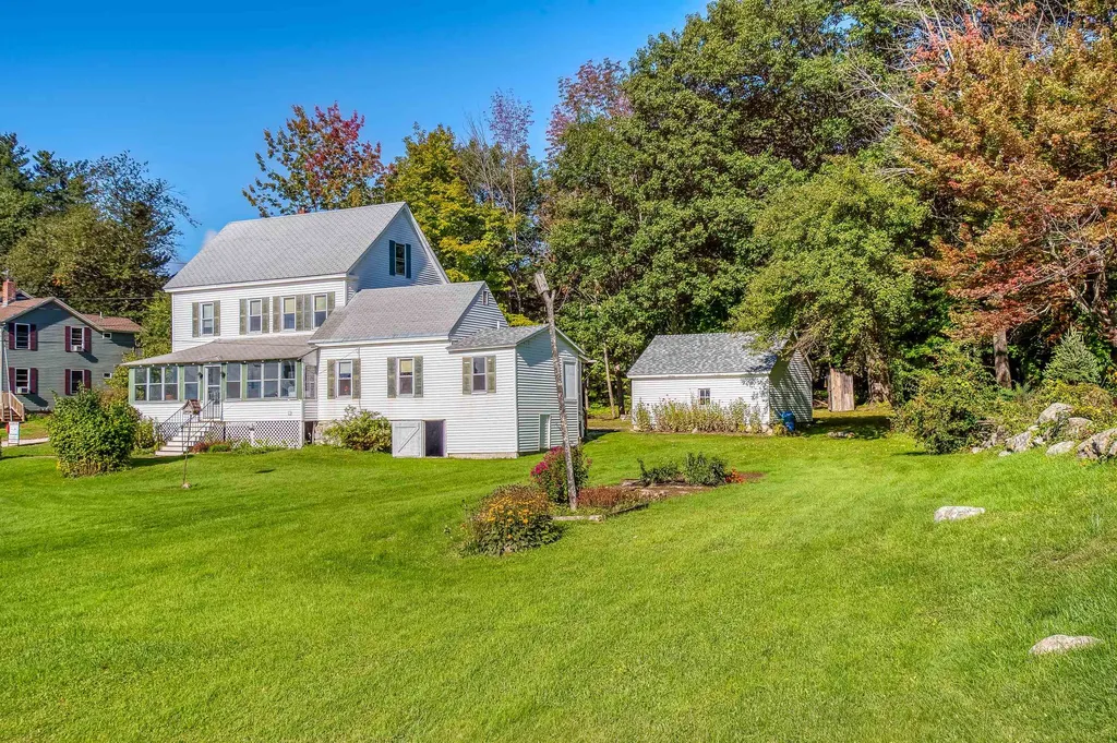 38 King Street Wolfeboro NH 03894