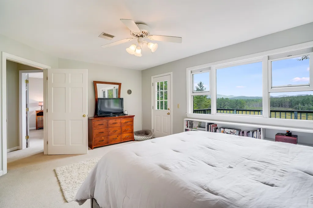 85 E Chocorua River Drive Tamworth NH 03817