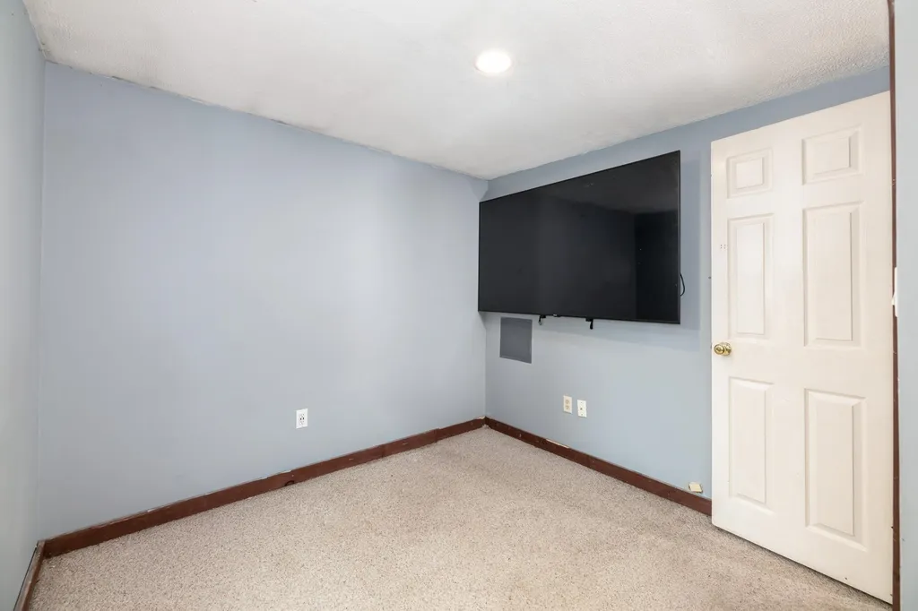 13 Pheasant Drive Middleton NH 03887
