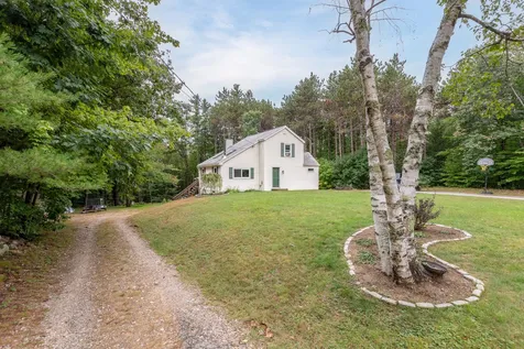 13 Pheasant Drive Middleton NH 03887