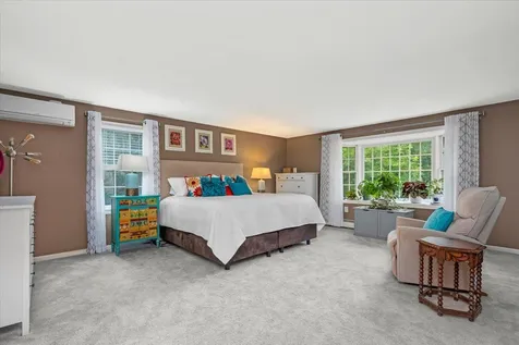 38 Sky View Drive Pelham NH 03076