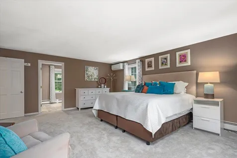 38 Sky View Drive Pelham NH 03076