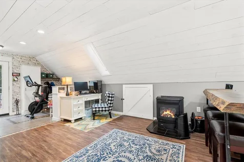 38 Sky View Drive Pelham NH 03076