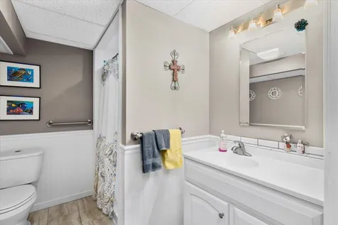 38 Sky View Drive Pelham NH 03076