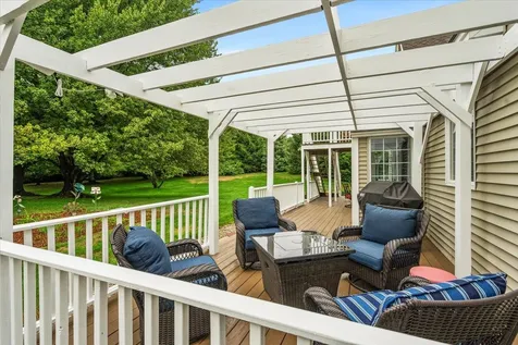 38 Sky View Drive Pelham NH 03076