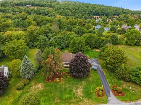 38 Sky View Drive Pelham NH 03076