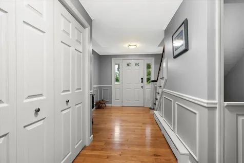 38 Sky View Drive Pelham NH 03076