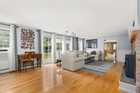 38 Sky View Drive Pelham NH 03076
