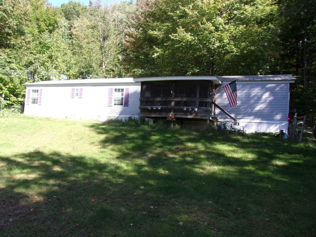 57 Oak Ridge Park Haverhill NH 03774
