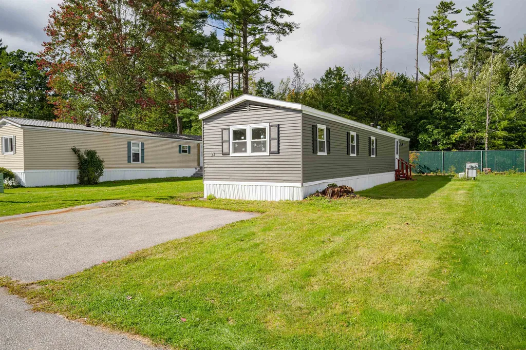 32 N Emperor Drive Concord NH 03303